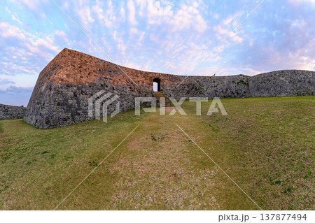 座喜味城跡 琉球王国の古城 座喜味城跡 琉球王国の古城 137877494