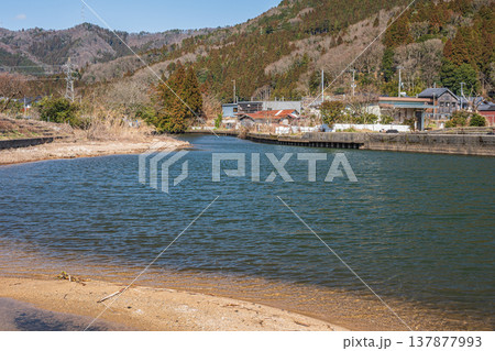 琵琶湖国定公園湖岸緑地塩津園地 滋賀県長浜市西浅井町 琵琶湖国定公園湖岸緑地塩津園地 滋賀県長浜市西浅井町 137877993