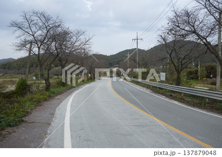 Han River bike path 137879048