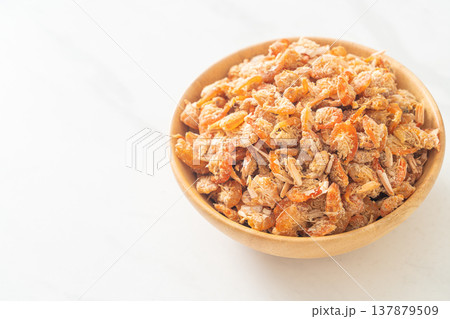 dried shrimps or dried salted prawn 137879509