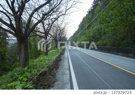 Han River bike path Han River bike path 137879724
