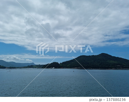 sea 137880236
