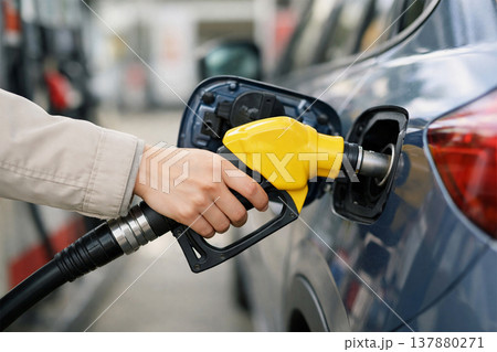 給油（セルフ） 137880271