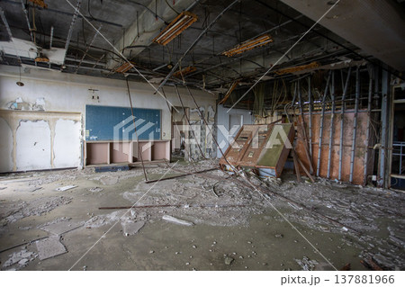 福島・浪江町で津波に遭いながらも被害を出さなかった請戸小学校跡 震災遺構 福島・浪江町で津波に遭いながらも被害を出さなかった請戸小学校跡 震災遺構 137881966