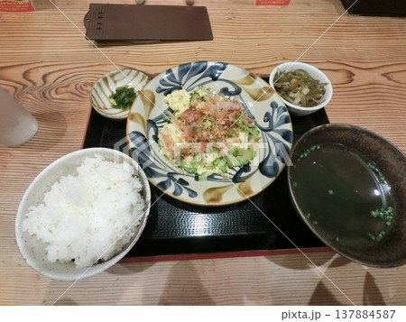 沖縄料理ゴーヤチャンプルー定食 137884587