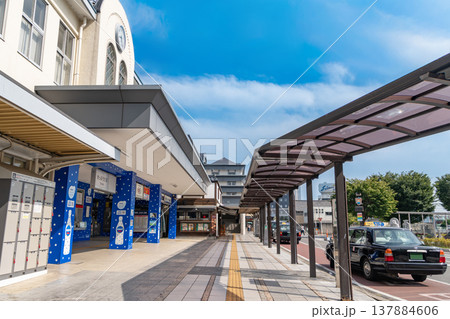 駅前風景　館林駅 137884606