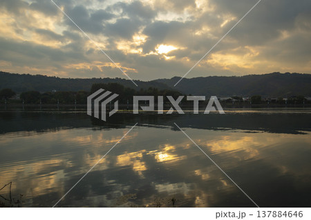 Han River bike path Han River bike path 137884646