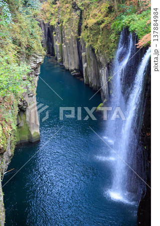 高千穂峡 真名井の滝　宮崎県高千穂町 137884984
