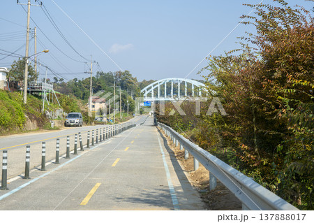 Han River bike path 137888017