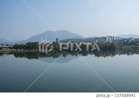 Han River bike path Han River bike path 137888041