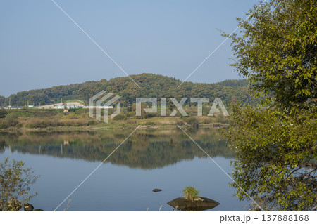 Han River bike path Han River bike path 137888168