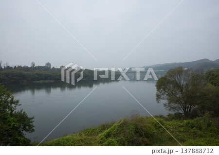 Han River bike path 137888712