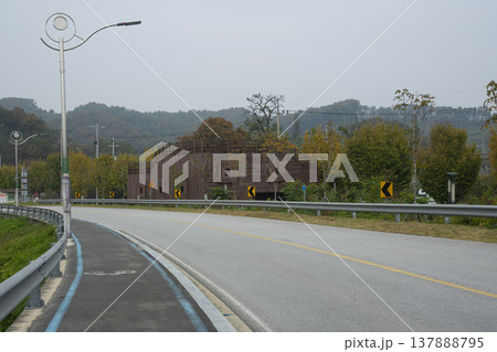 Han River bike path 137888795