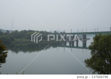 Han River bike path Han River bike path 137888796