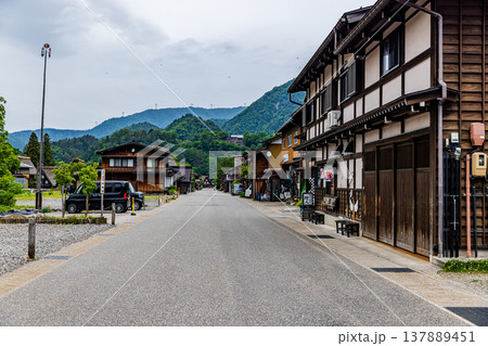 岐阜県　白川郷の風景 137889451