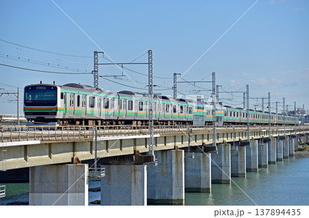 東海道本線　茅ヶ崎－平塚　JR東日本　E231系1000番台　K-17編成（国府津） 137894435