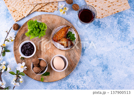 Traditional Passover Seder plate with symbolic foods. Symbolic of Jewish holiday Pesah. 137900513