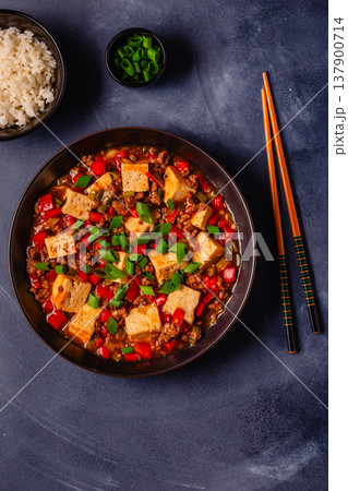 Mapo tofu, tofu in spicy mincemeat sauce. 137900714