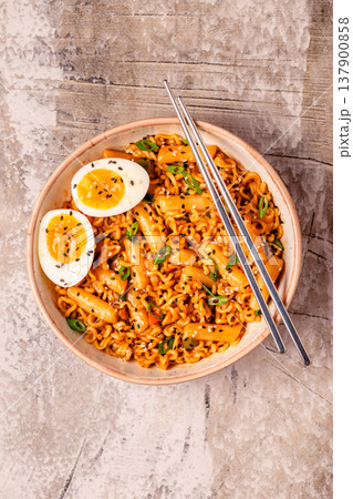 Spicy Rapokki - Korean tteokbokki rice cake and ramen noodle. Spicy Rapokki - Korean tteokbokki rice cake and ramen noodle. 137900858