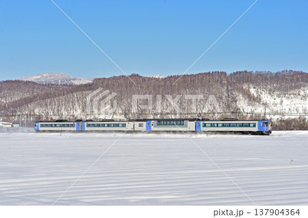 石北本線　愛別－中愛別　JR北海道　キハ183系　キハ183-9560（苗穂）　大雪 137904364