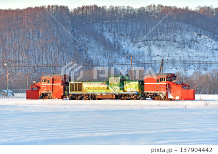 石北本線　愛別－中愛別　JR北海道　DE15-1534（旭川）　常時排雪列車　ラッセル　常排 137904442