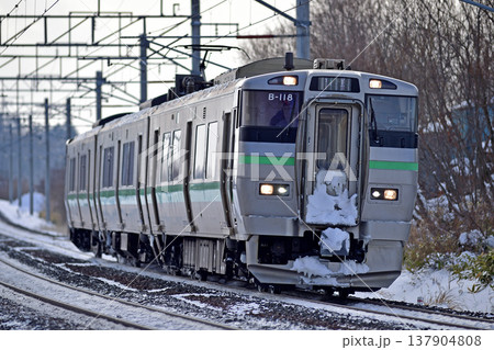 千歳線 島松-北広島 JR北海道 733系 B-118編成(札幌) 千歳線 島松-北広島 JR北海道 733系 B-118編成(札幌) 137904808