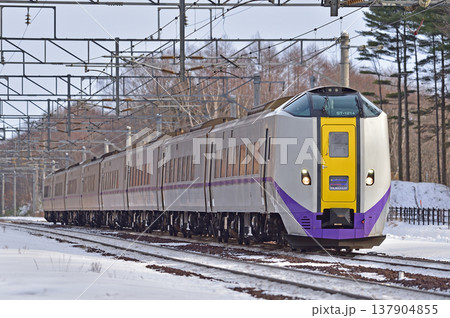 千歳線 西の里(信) JR北海道 キハ261系1000番台 ST-1214編成 スーパー北斗 千歳線 西の里(信) JR北海道 キハ261系1000番台 ST-1214編成 スーパー北斗 137904855