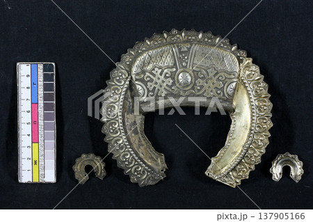 Restoration Process of a Silver Artifact Fragment Using Ultraviolet Light Techniques 137905166