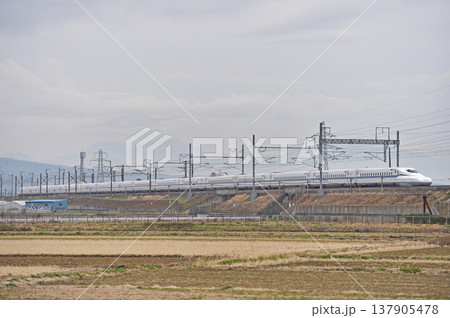 東海道新幹線　小田原－新横浜　JR東海　N700S系　J0編成（東京）　のぞみ　こだま　ひかり 137905478