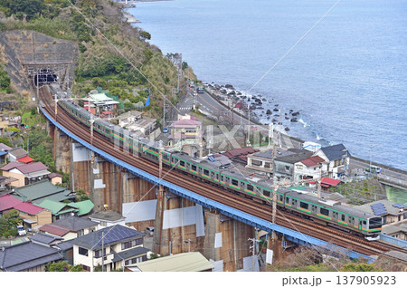 東海道本線 早川-根府川 JR東日本 E233系1000番台 東海道本線 早川-根府川 JR東日本 E233系1000番台 137905923