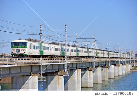東海道本線 茅ヶ崎-平塚 JR東日本 185系 A3編成(大宮) 踊り子 東海道本線 茅ヶ崎-平塚 JR東日本 185系 A3編成(大宮) 踊り子 137906198