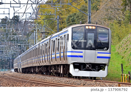 総武本線　四街道－物井　JR東日本　E217系　Y-20編成（鎌倉） 137906792