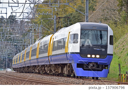 総武本線　四街道－物井　JR東日本　255系　Be-02編成（幕張）　わかしお　さざなみ 137906796