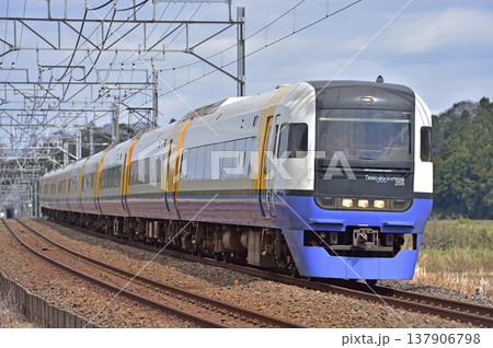 総武本線 佐倉-物井 JR東日本 255系 Be-05編成(幕張) わかしお さざなみ 総武本線 佐倉-物井 JR東日本 255系 Be-05編成(幕張) わかしお さざなみ 137906798