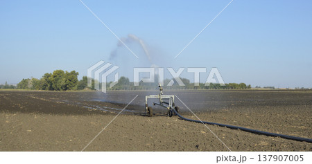 self-propelled irrigation system for industrial irrigation agricultural fields 137907005