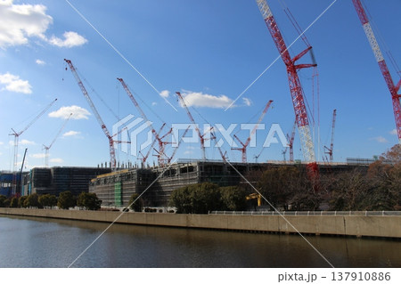 クレーン工事 物流センター 大規模建設 クレーン工事 物流センター 大規模建設 137910886