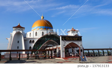 マラッカ 水上モスク マラッカ 水上モスク 137913133