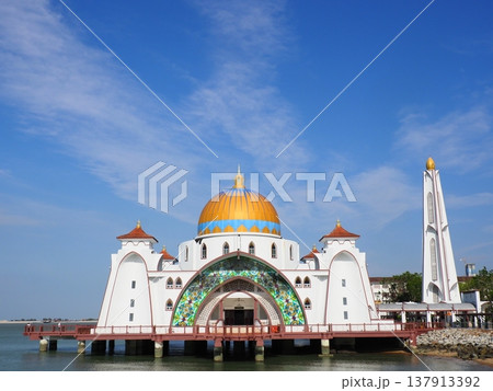 マラッカ 水上モスク マラッカ 水上モスク 137913392