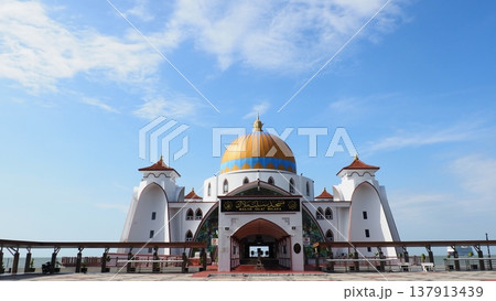 マラッカ 水上モスク マラッカ 水上モスク 137913439