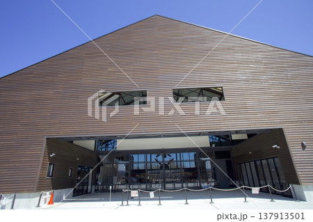 鶉野飛行場（うずらのひこうじょう）跡・「加西市地域活性化拠点施設 soraかさい」 137913501