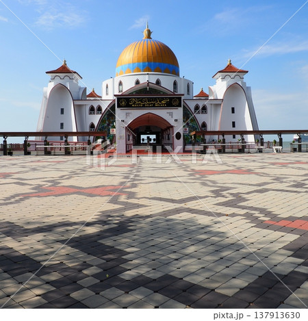 マラッカ 水上モスク 137913630