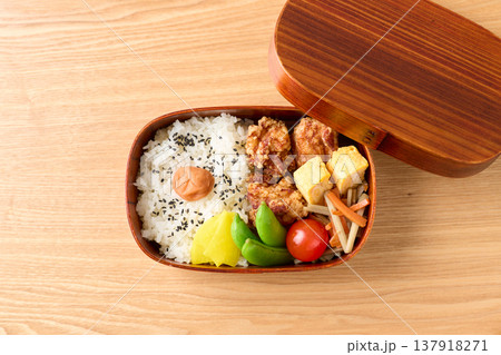 手作りのお弁当 手作りのお弁当 137918271