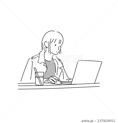 ノートパソコンで作業する女性 線画イラスト 137920051