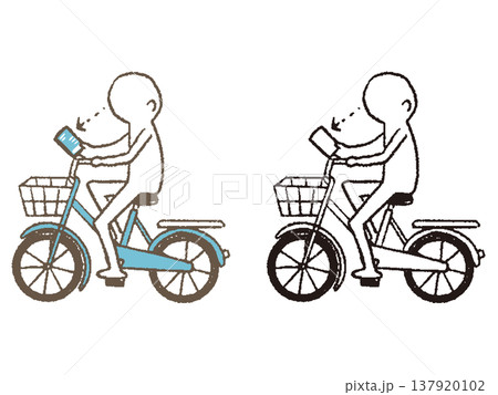 スマホを見ながら自転車に乗る人 スマホを見ながら自転車に乗る人 137920102