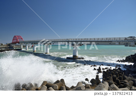 古座大橋　【和歌山県東牟婁郡串本町】 137922413