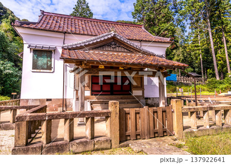 松江藩主松平家菩提寺・月照寺の秋の風景 島根県松江市 松江藩主松平家菩提寺・月照寺の秋の風景 島根県松江市 137922641