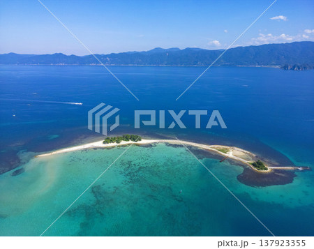 北陸のハワイ・福井県敦賀市の無人島「水島」のドローン空撮。観光PR、景勝地紹介に。 137923355