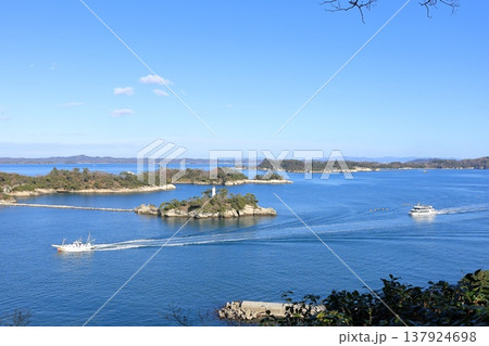 宮城県・七ヶ浜町・多聞山展望公園から眺める松島の景色 137924698