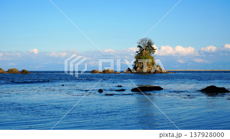 春の雨晴海岸 春の雨晴海岸 137928000