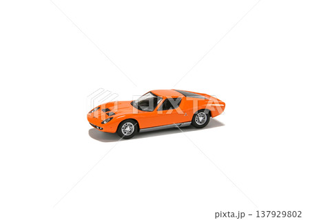 ランボルギーニ ミウラ ミニカー イタリア ランボルギーニ ミウラ ミニカー イタリア 137929802